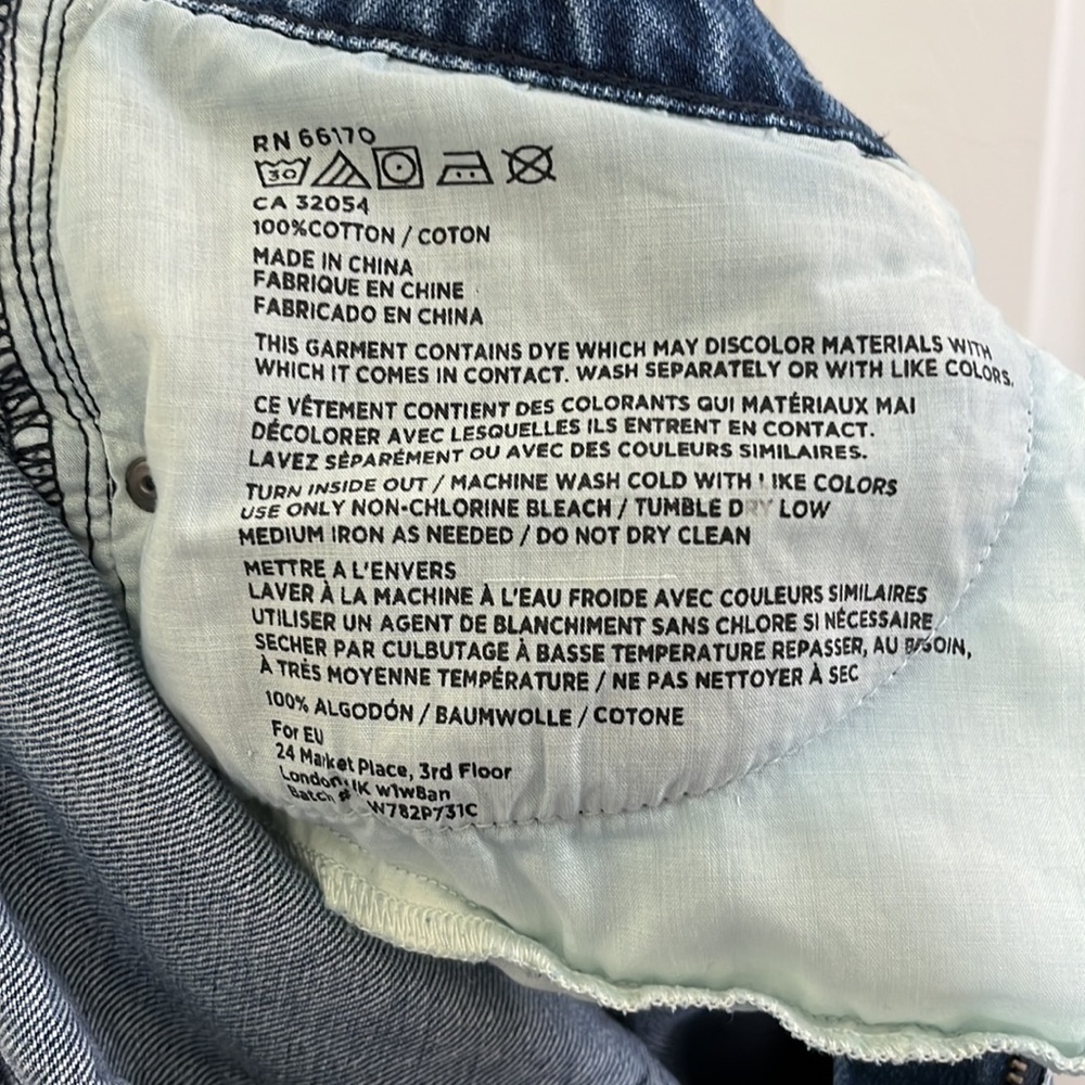 BDG Urban Outfitters Slim Boyfriend Distressed Medium Wash Jeans Size 30 - Picture 6 of 7